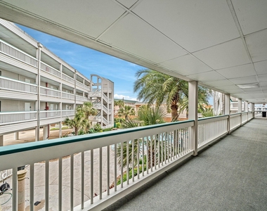6102 Seawall Boulevard - Photo Thumbnail 7