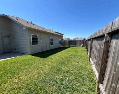 1507 Bella Garden Court - Photo Thumbnail 21