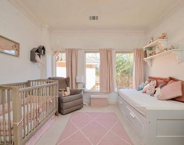 2826 Tudor Manor - Photo Thumbnail 38