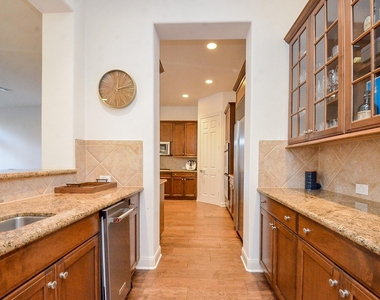 2826 Tudor Manor - Photo Thumbnail 17