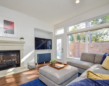 2826 Tudor Manor - Photo Thumbnail 22
