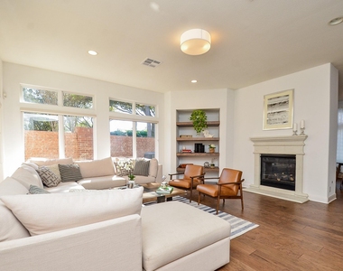 2826 Tudor Manor - Photo Thumbnail 3