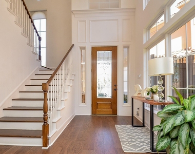 2826 Tudor Manor - Photo Thumbnail 8