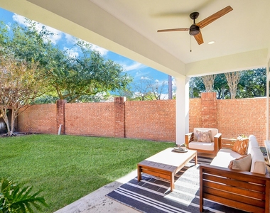 2826 Tudor Manor - Photo Thumbnail 46