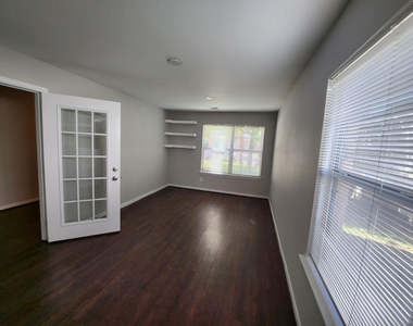 20718 Blanton Brook Drive - Photo Thumbnail 2