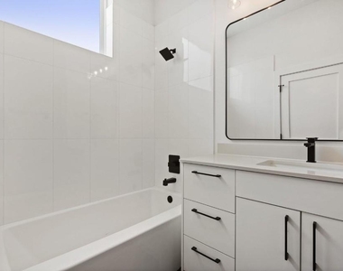 401 North Bluff - Photo Thumbnail 15