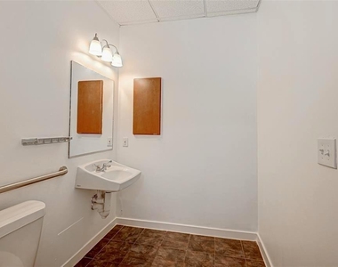 9788 Clarewood Drive - Photo Thumbnail 9