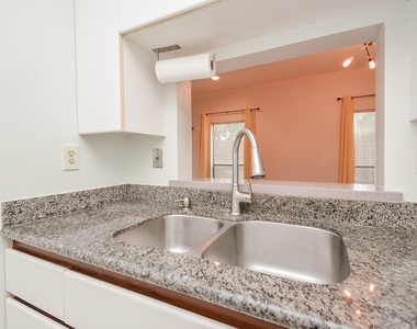 7447 Cambridge Street - Photo Thumbnail 14