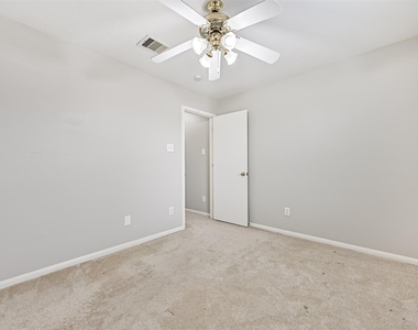 4714 Montclair Hill Lane - Photo Thumbnail 32