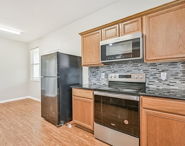 4714 Montclair Hill Lane - Photo Thumbnail 15