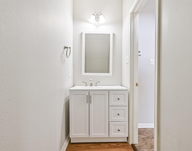 4714 Montclair Hill Lane - Photo Thumbnail 22
