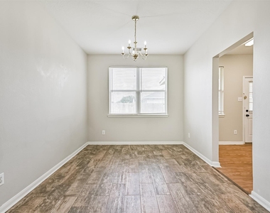 4714 Montclair Hill Lane - Photo Thumbnail 6