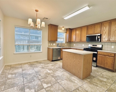 5906 Llano Creek Drive - Photo Thumbnail 11
