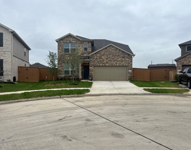 21110 Turtle Glen Lane - Photo Thumbnail 1