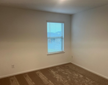 21110 Turtle Glen Lane - Photo Thumbnail 42