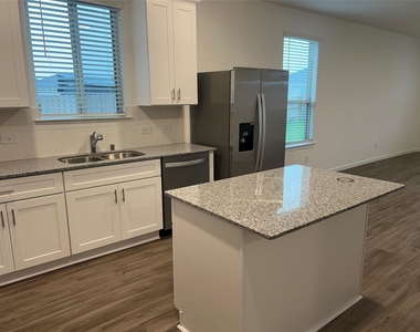 21110 Turtle Glen Lane - Photo Thumbnail 10