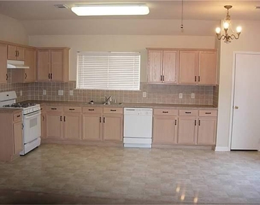 29614 Legends Bend Lane - Photo Thumbnail 1