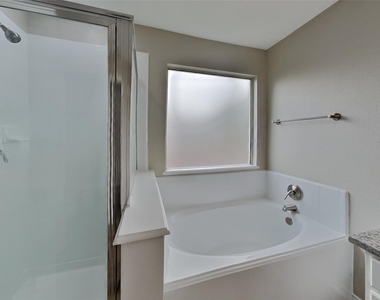 15323 Fir Woods Lane - Photo Thumbnail 11