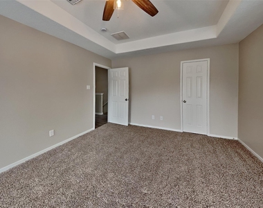 15323 Fir Woods Lane - Photo Thumbnail 8