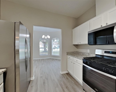 15323 Fir Woods Lane - Photo Thumbnail 3