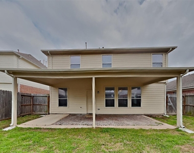 15323 Fir Woods Lane - Photo Thumbnail 22