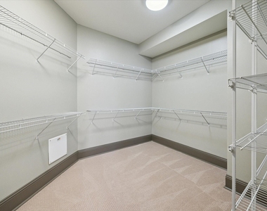 9870 Gaylord Drive - Photo Thumbnail 11