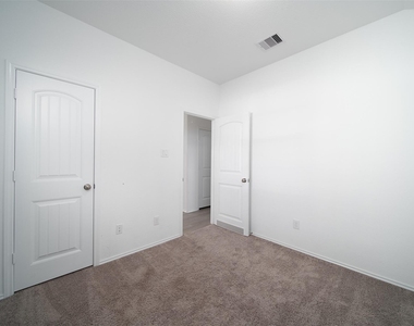 18450 White Stallion Lane - Photo Thumbnail 20