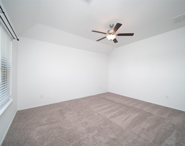 18450 White Stallion Lane - Photo Thumbnail 12
