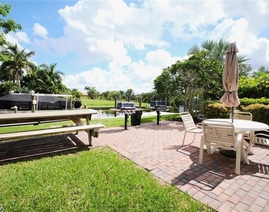 1789 Four Mile Cove Parkway - Photo Thumbnail 4