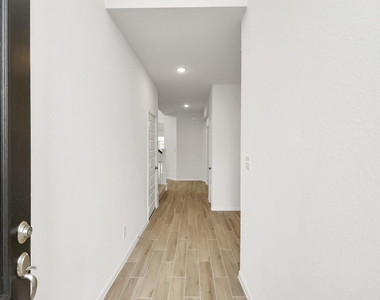 2431 Waybread Lane - Photo Thumbnail 2