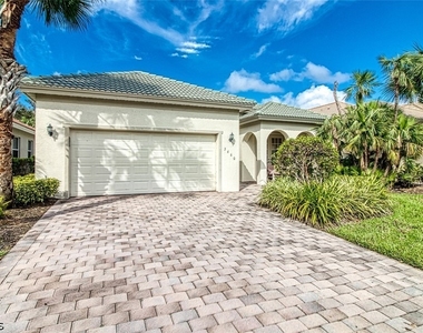 3460 Lakeview Isle Court - Photo Thumbnail 43