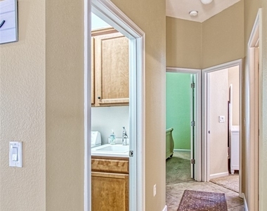 3460 Lakeview Isle Court - Photo Thumbnail 29