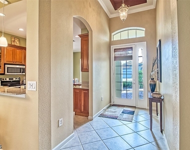 3460 Lakeview Isle Court - Photo Thumbnail 11