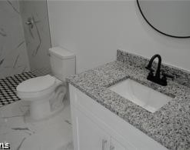 2611 Carol Place - Photo Thumbnail 11