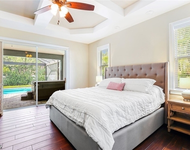1221 La Faunce Way - Photo Thumbnail 7