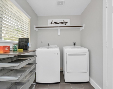 5705 Cochran Street - Photo Thumbnail 22