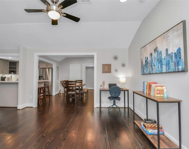 5705 Cochran Street - Photo Thumbnail 7