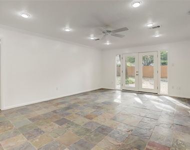 5735 Wigton Drive - Photo Thumbnail 5