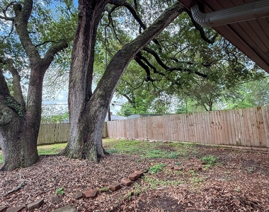 6007 Dryad Drive - Photo Thumbnail 21