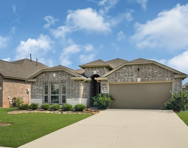 25915 Aura Lake Lane - Photo Thumbnail 1