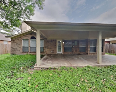 17111 Cradle Cove Court - Photo Thumbnail 16