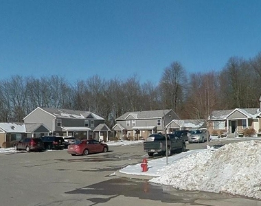 727 Follin Avenue - Photo Thumbnail 2