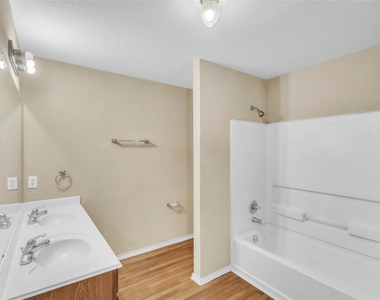 12830 Windy Summer Lane - Photo Thumbnail 21