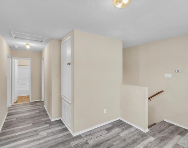 12830 Windy Summer Lane - Photo Thumbnail 17