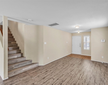 12830 Windy Summer Lane - Photo Thumbnail 7