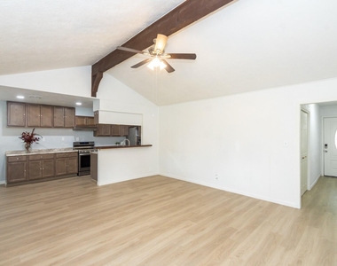 5704 Leggett Lane - Photo Thumbnail 5