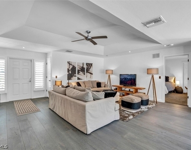 1627 Murex Lane - Photo Thumbnail 11