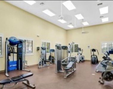 13180 Bella Casa Circle - Photo Thumbnail 25