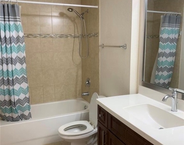 13180 Bella Casa Circle - Photo Thumbnail 16