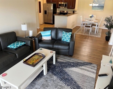 13180 Bella Casa Circle - Photo Thumbnail 9
